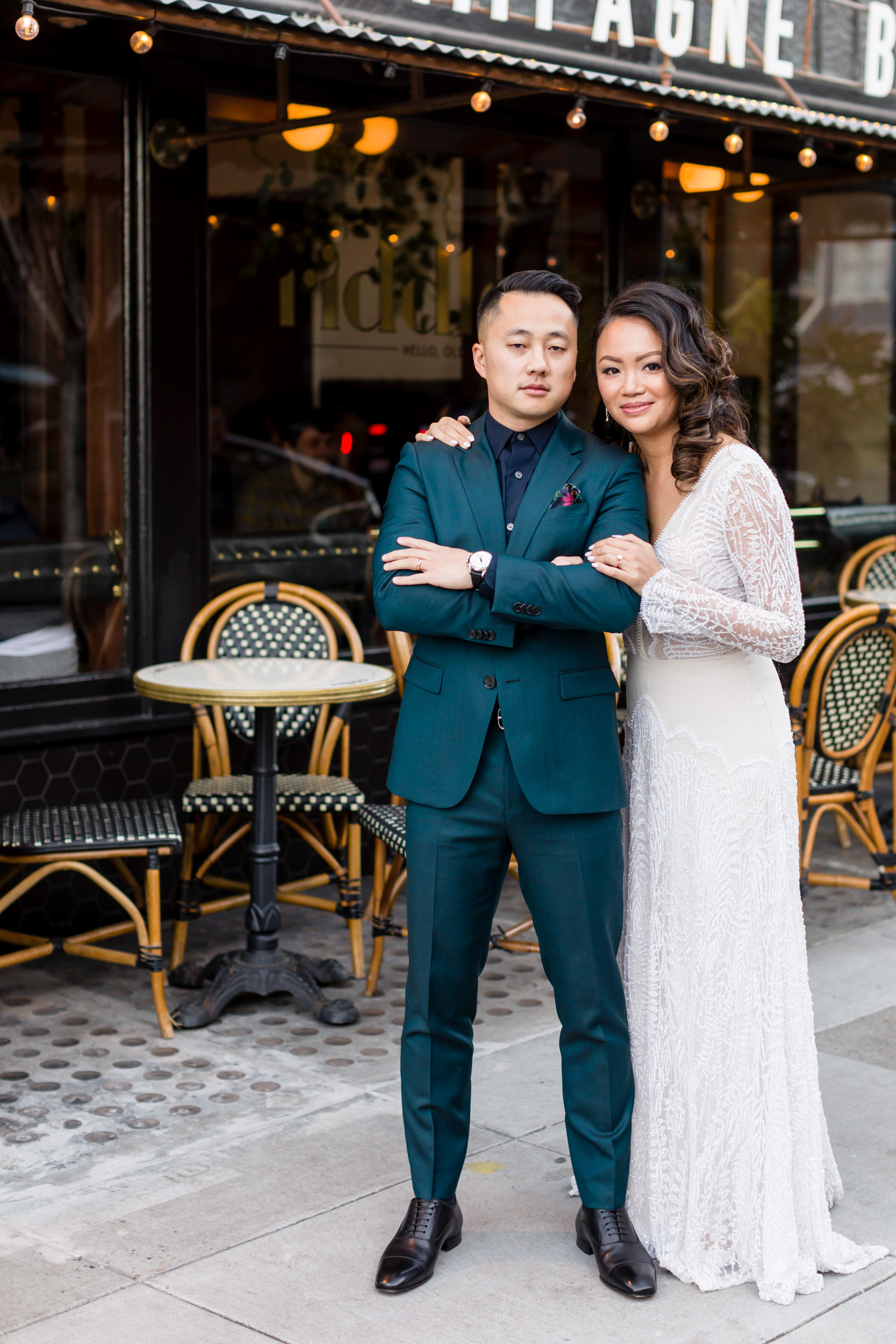 Intimate San Francisco City Hall Wedding with a quick drink at the Riddler